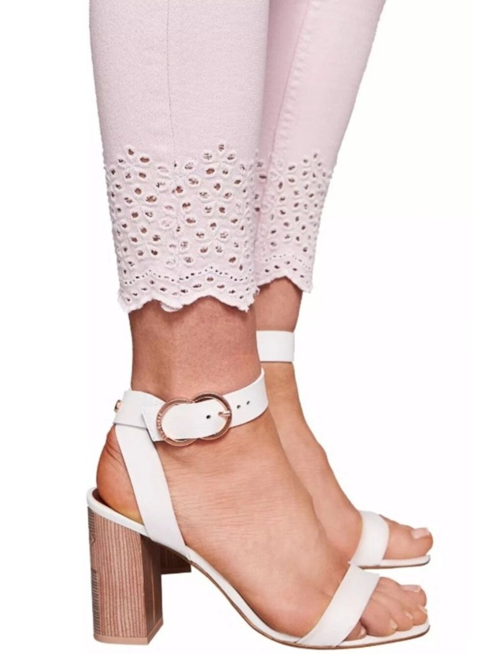 Ted Baker London Massiee Pink Jeans with Embroidered Hem Sz 30